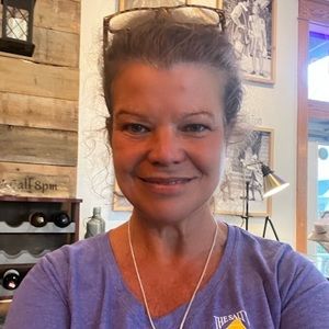 Meet your Posher, Janice